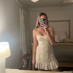 reformation linen mini